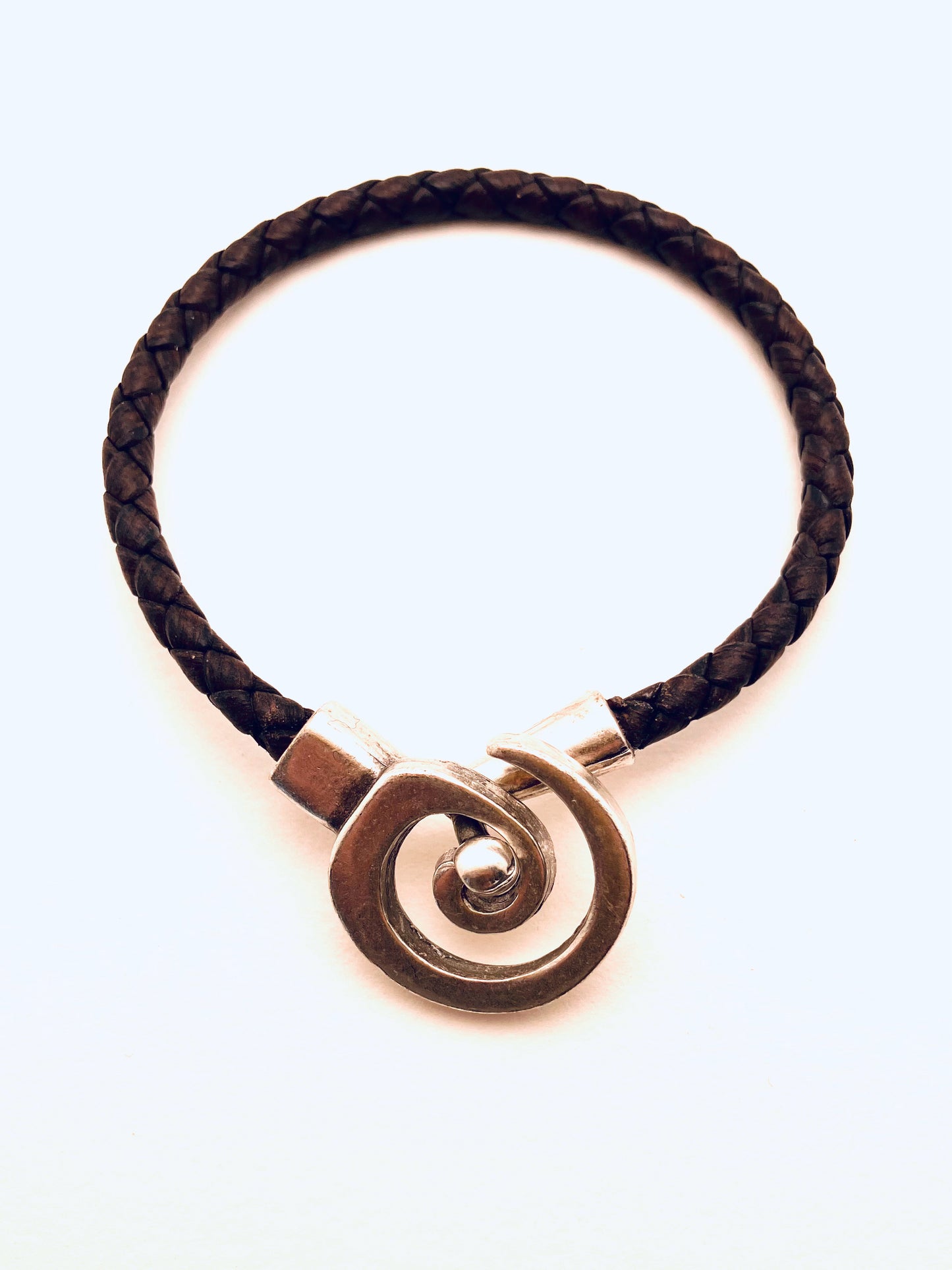Zamak Metal Leather Bracelet with Squirl