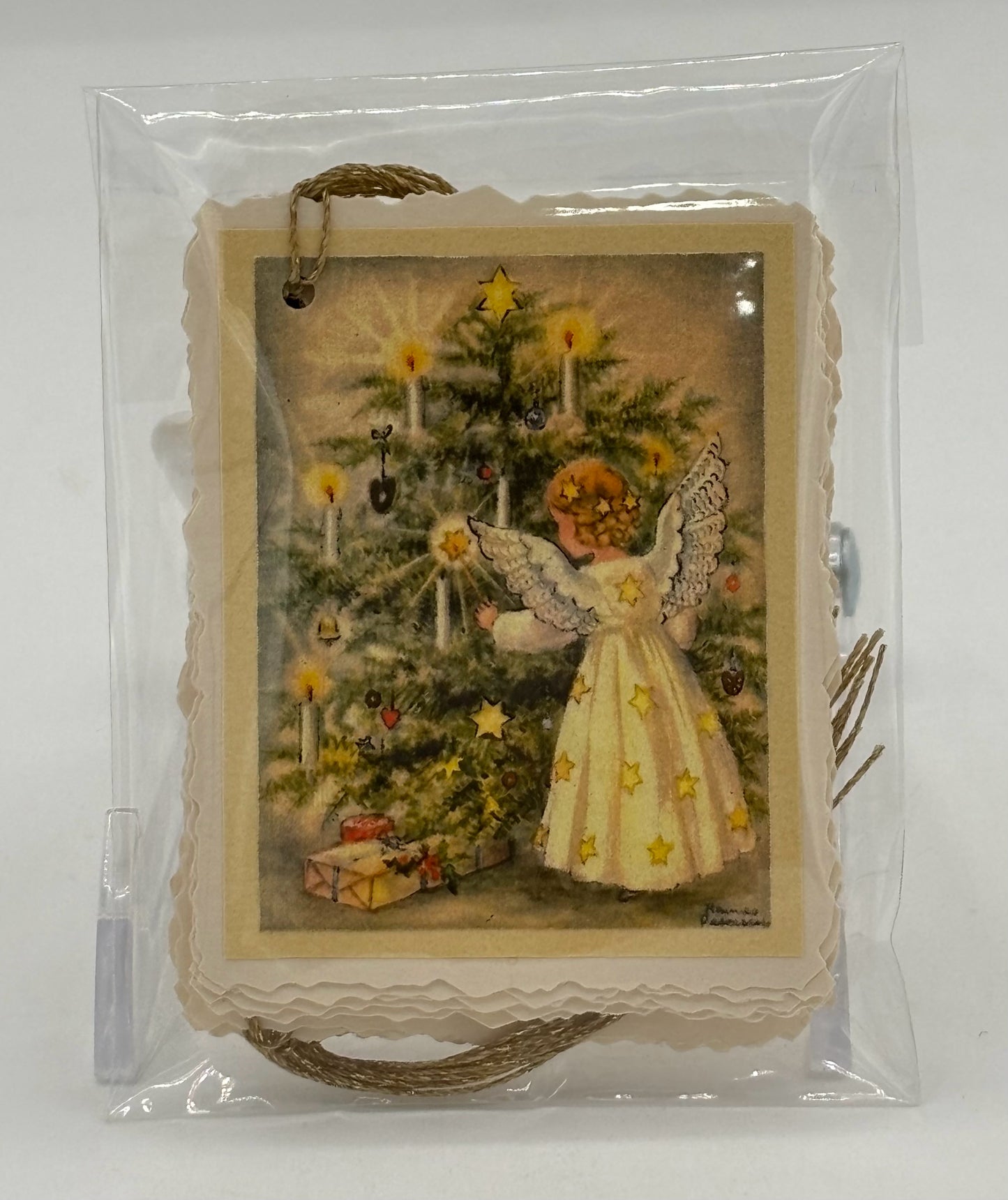 Angel At Tree 10 Christmas Gift Tags