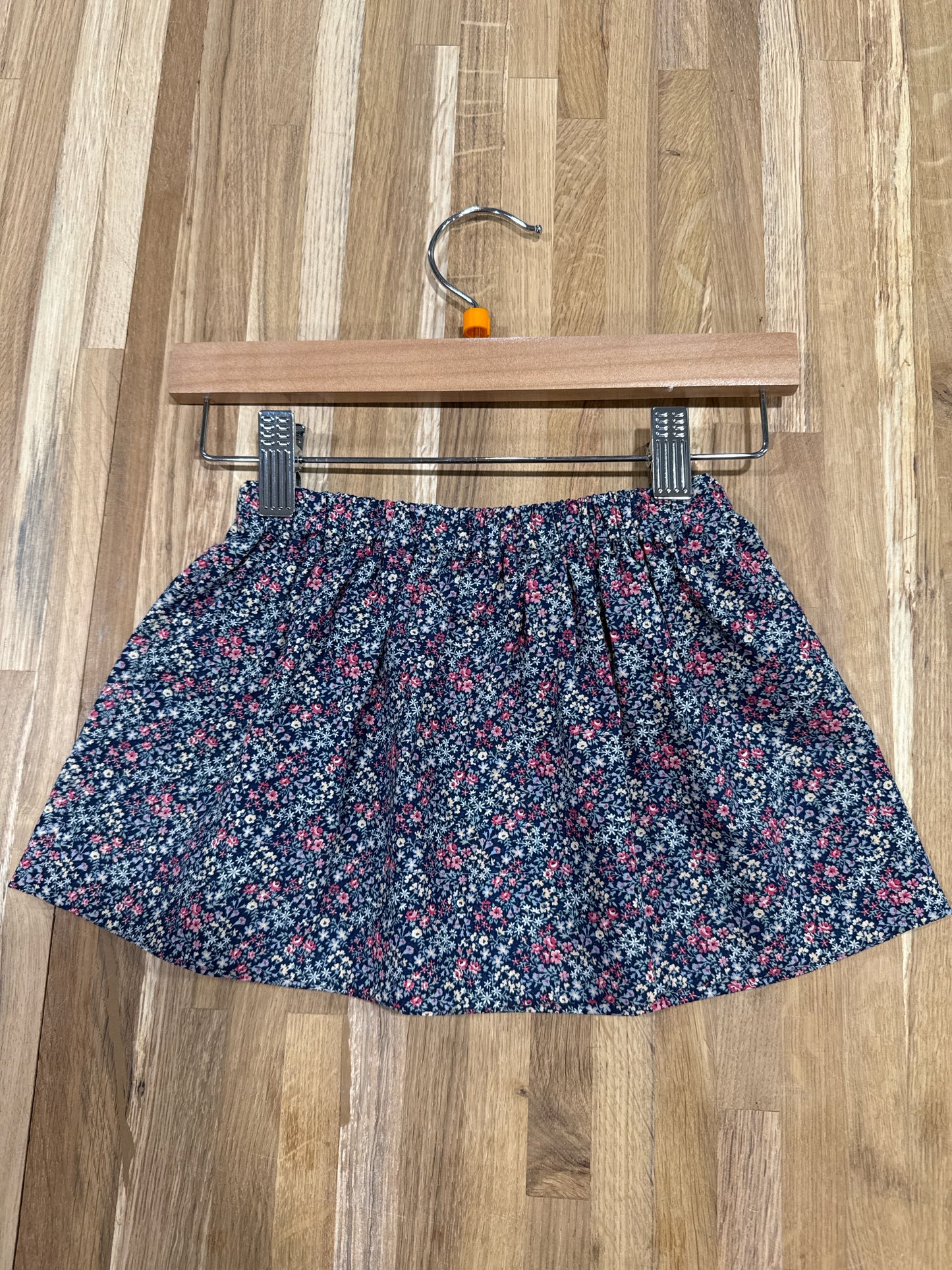 3 Y Twirly Skirt - Navy w/Tiny Flowers