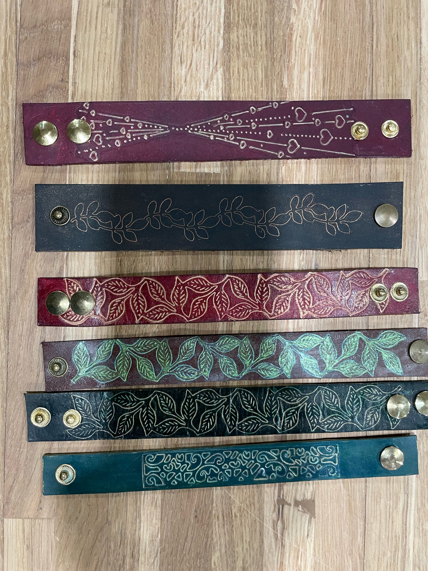 Leather bracelets small