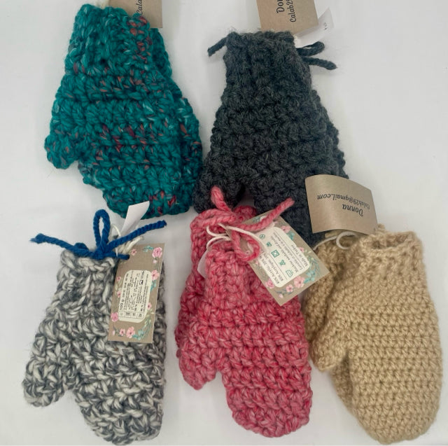 6-8 Y Acrylic and Wool Blend Crochet Mittens