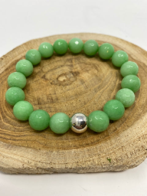 Light Green Jade Bracelet