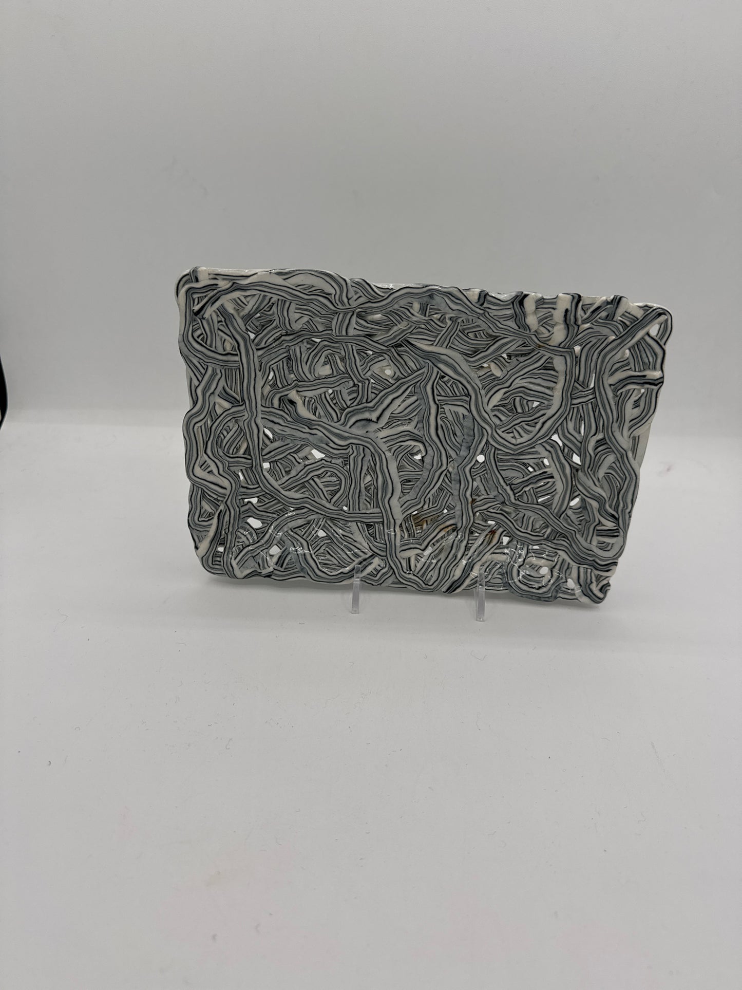 Black and White Tangle Plate