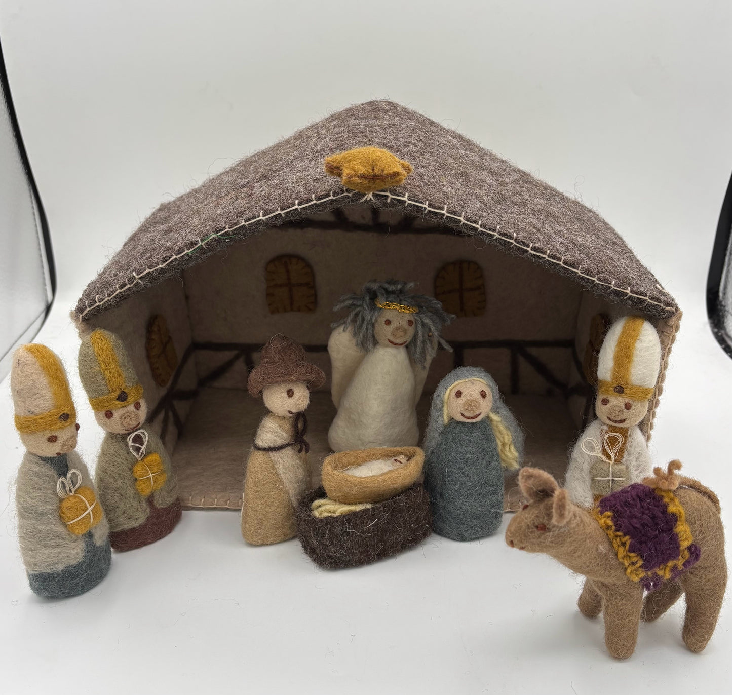 Open Nativity