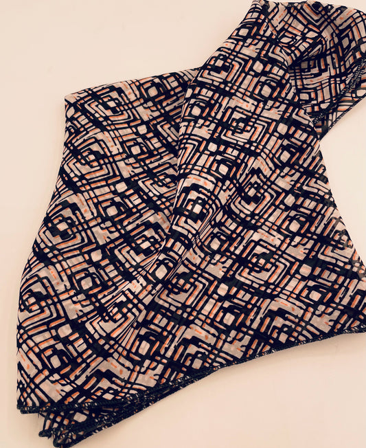 PolyBlk White Diamond Shapes