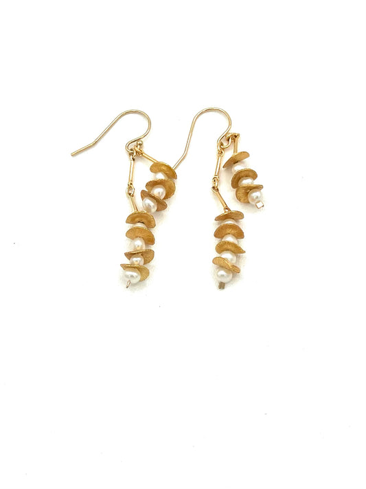 Signature Fresh Water Pearl Gold Earrings
