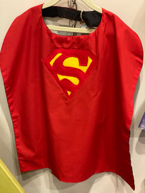 Reversible Superman/Batman Cape (Red/Black)