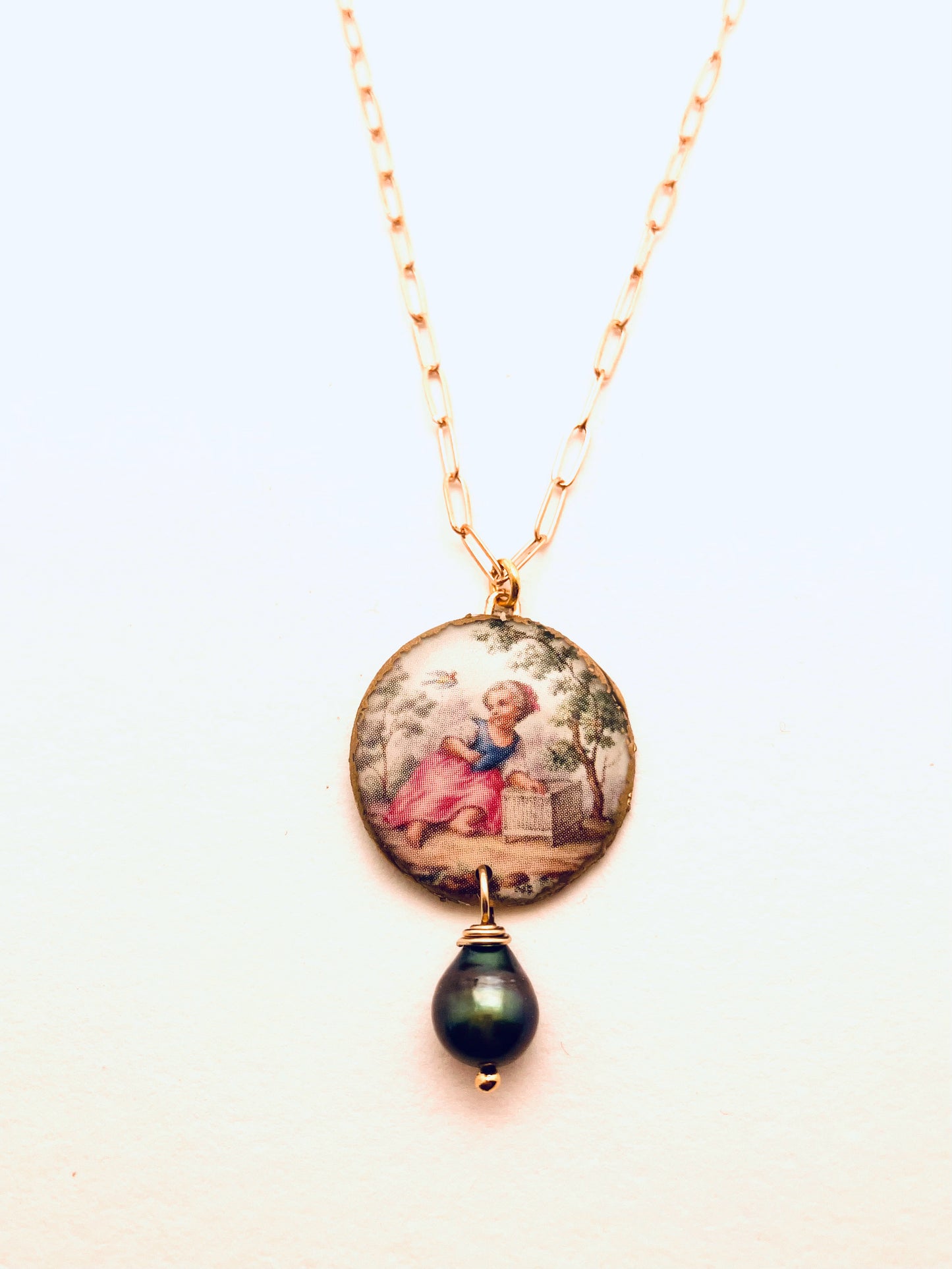 Morgaine Necklace with Fresh Water Pearl