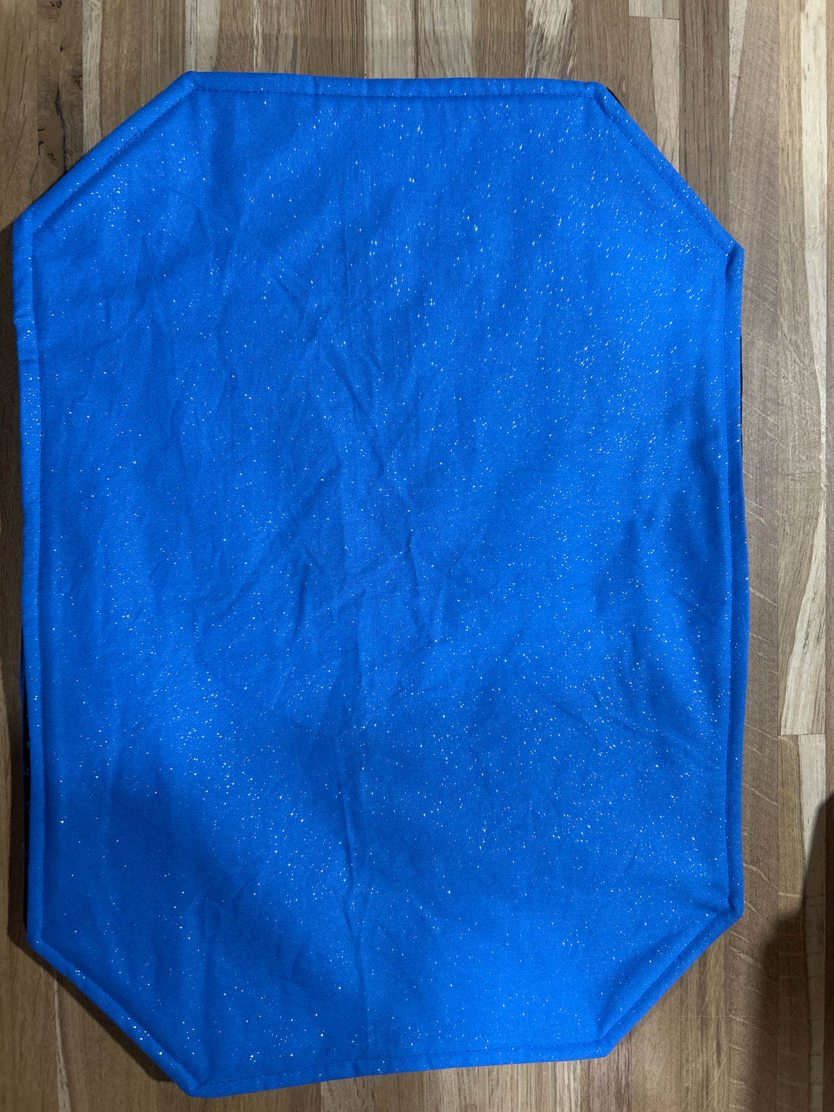 Set of 4 placemats - black blue floral/sparkly blue