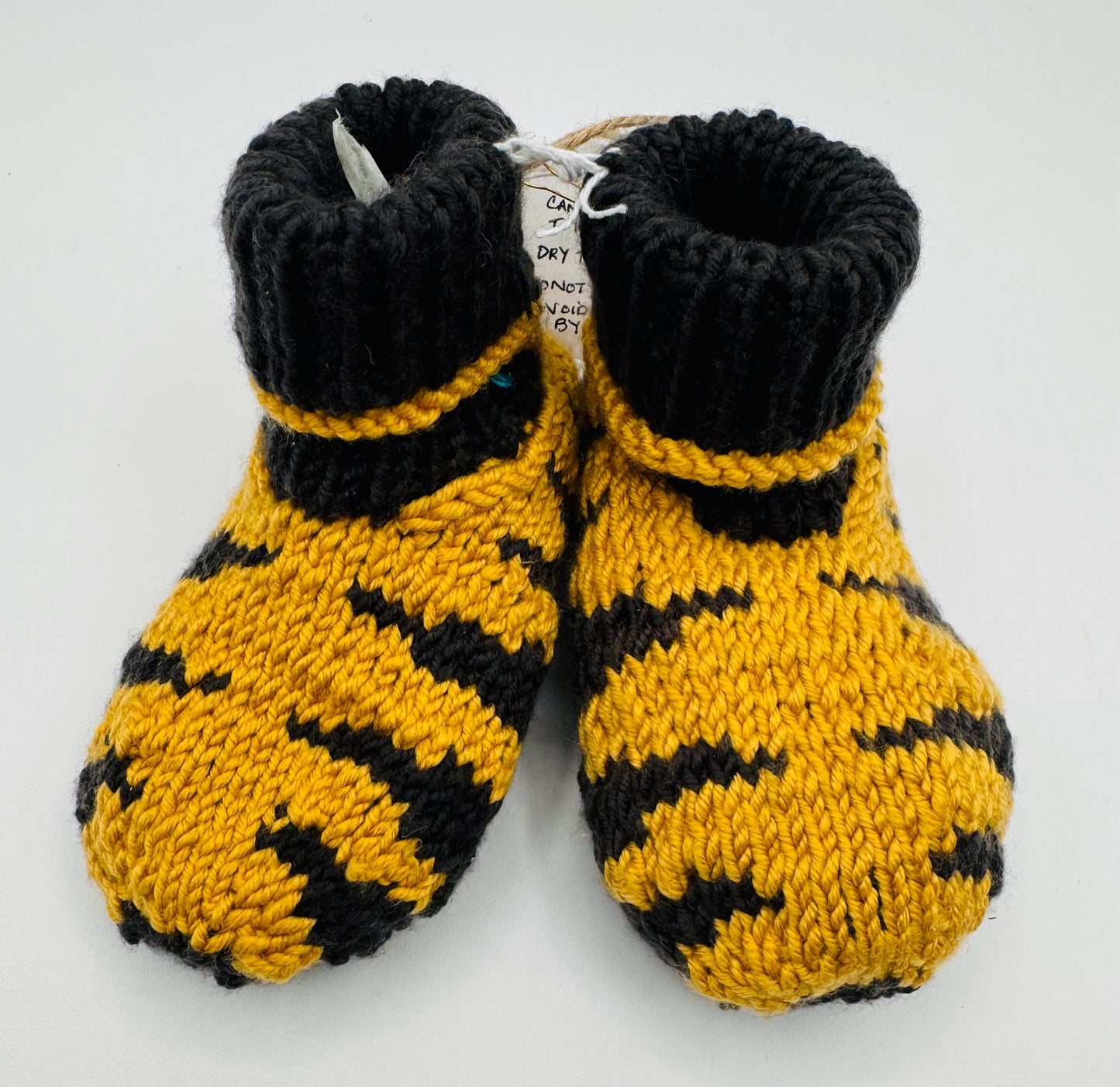 1-2 Y Brown and Orange Acrylic Knit Tiger Booties