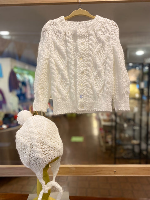 3 Y White Acrylic Aran Knit Cardigan