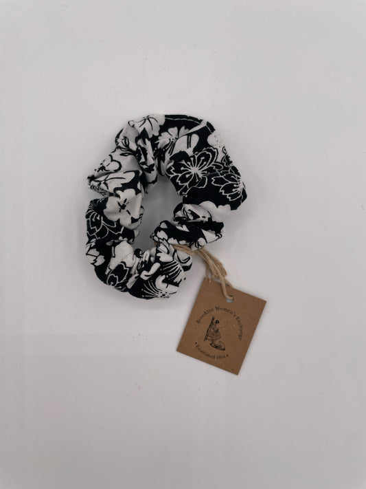 Black and White Floral Scrunchie