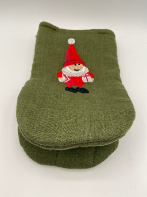 Green Linen Oven Mitt with Gnome Santa
