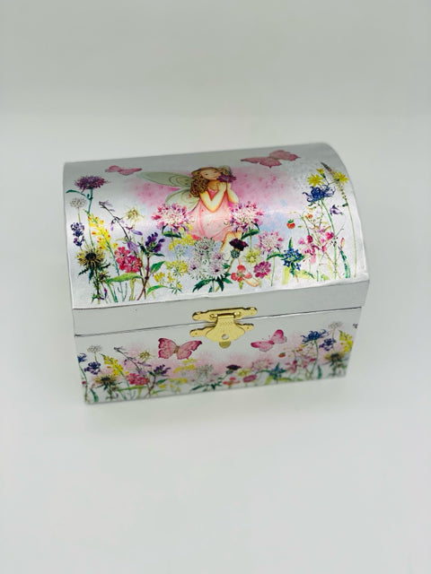 Elf Scene Ballerina Music Box