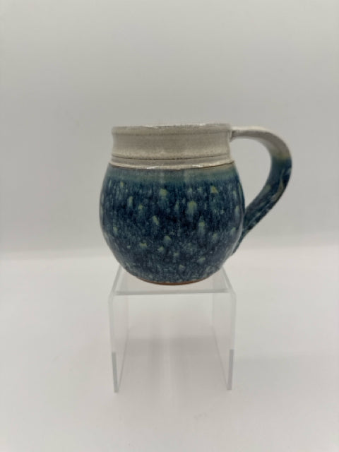Medium Rounded Stoneware Mug - Starry Night