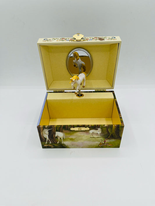 Gentle Unicorn Music Box