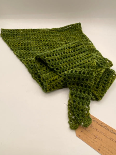 Emerald Green Merino Wool Crochet Triangle Shawlette