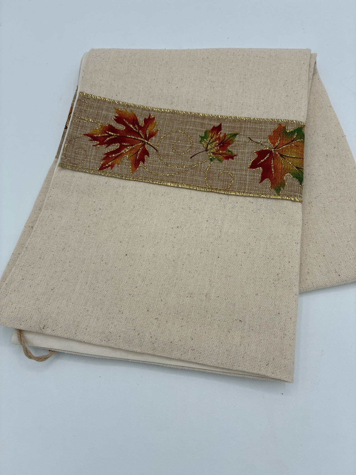 Muslin Table Runner with Leaf Trim