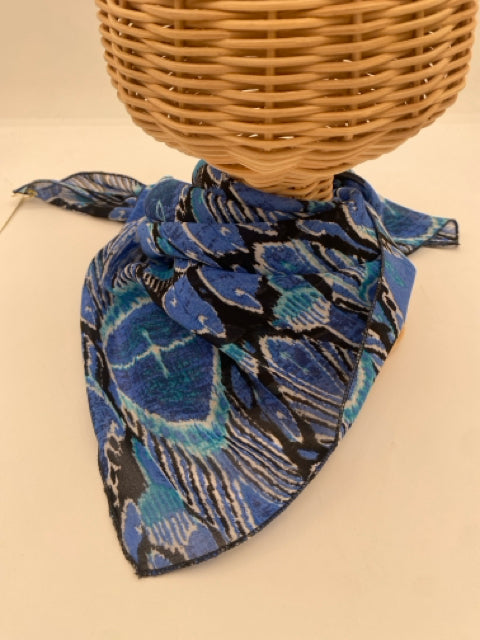 Blue, White, &  BlackPeacock Feather Print Square Scarf