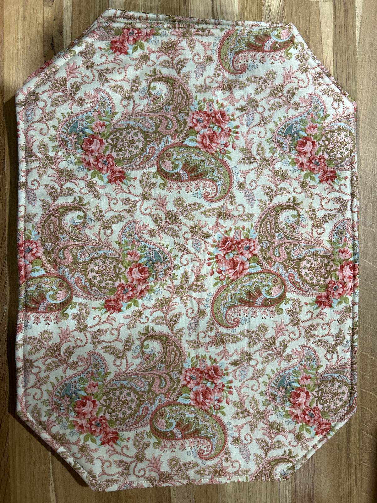 Set of 4 placemats - pink paisley/green floral