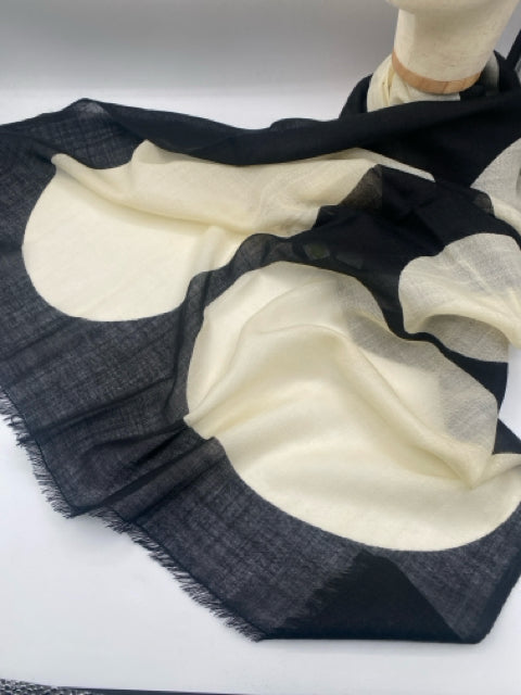 Black & Cream Dream Wool Scarf