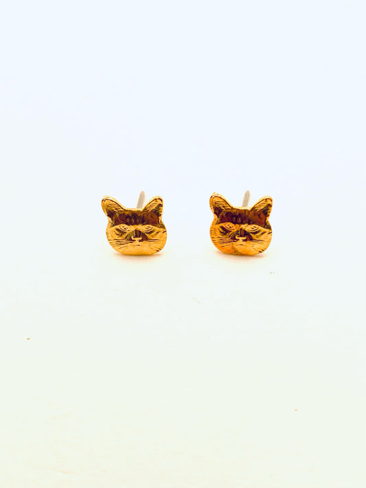 Cat Studs