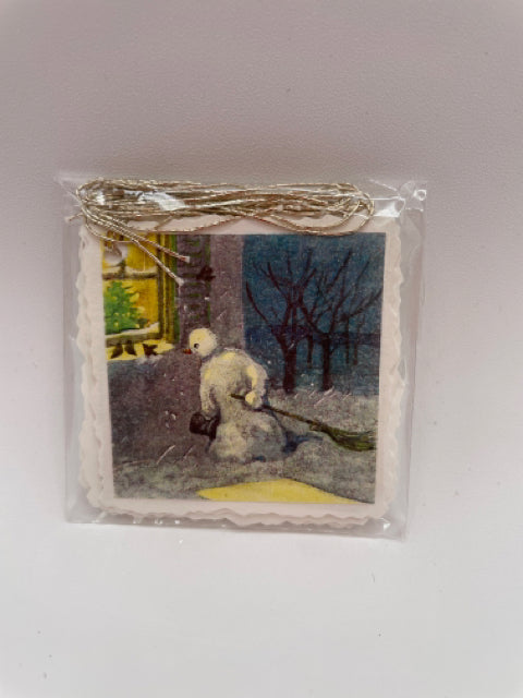 Snowman At The Window Christmas Gift Tags