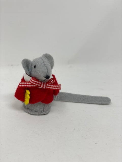 Baby Boy/Red Jacket Mouse