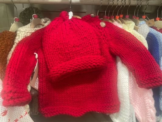 12 M Red Acrylic and Wool Blend Chunky Knit Pulliver with Hat
