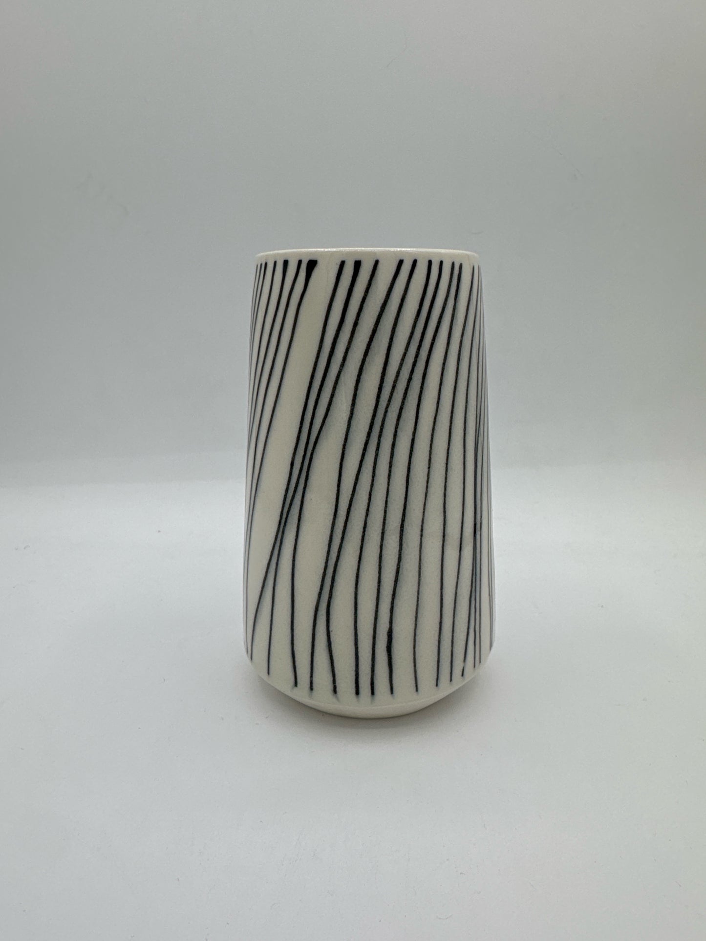 Large Stria Cup with Black Lines