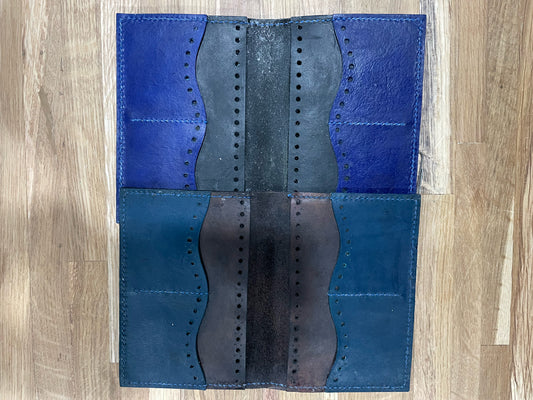 Leather wallet medium size
