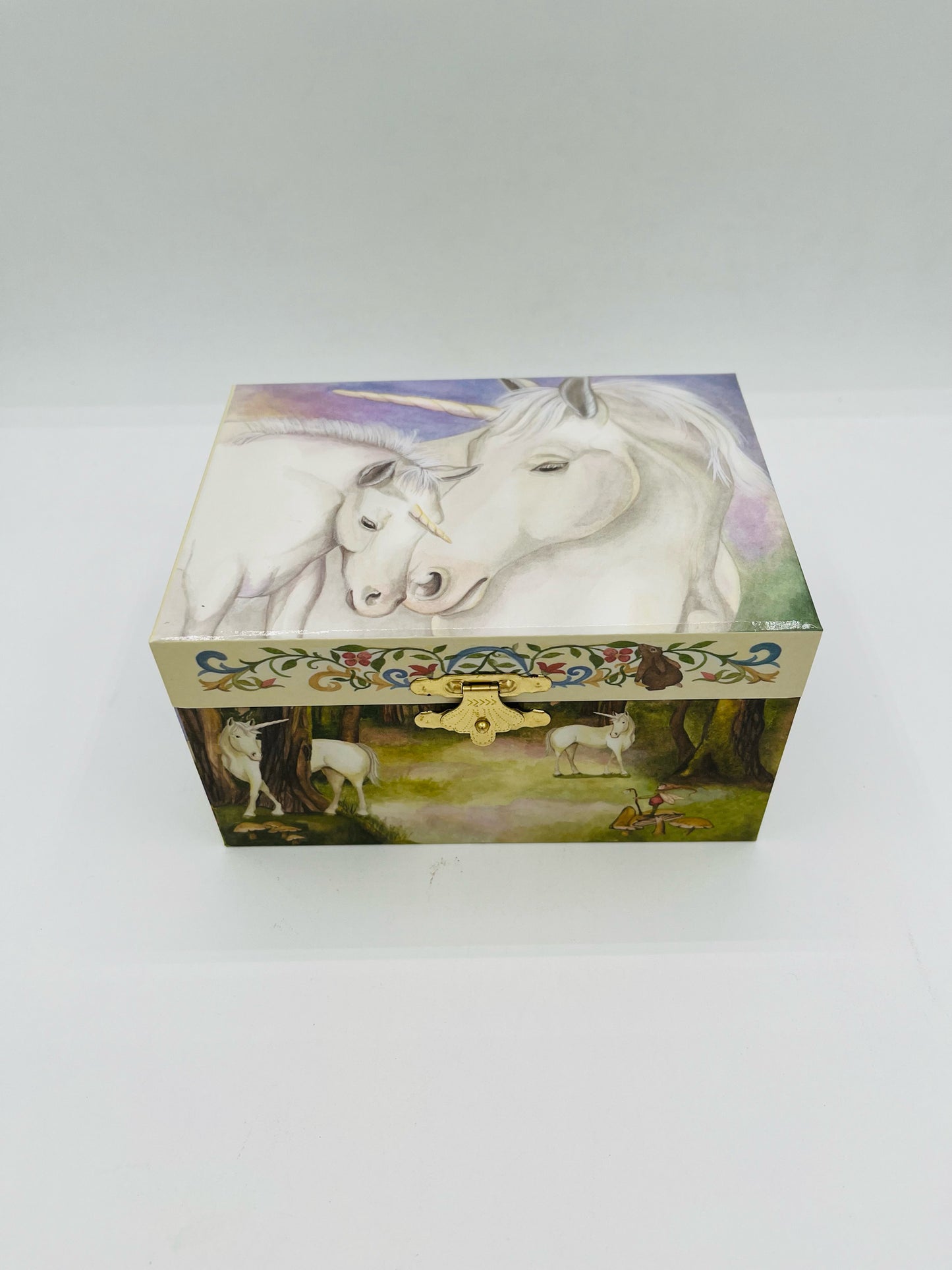 Gentle Unicorn Music Box