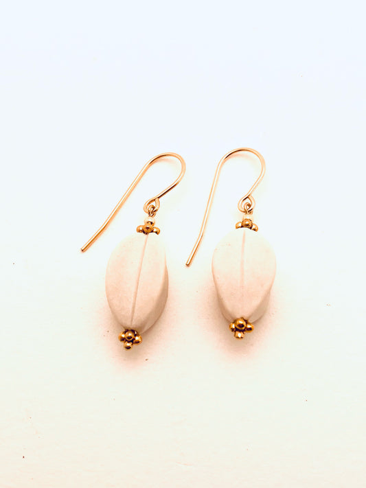 Magnora Earrings, White