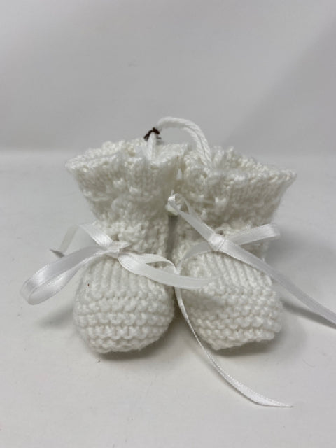 Newborn White Acrylic Booties