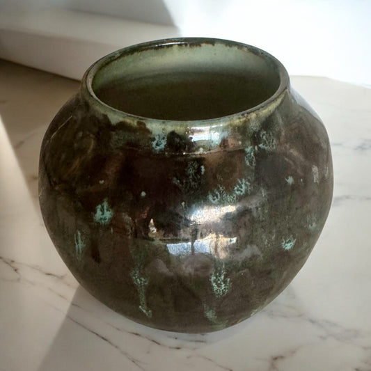 Stoneware Metallic glaze Vase/Jar