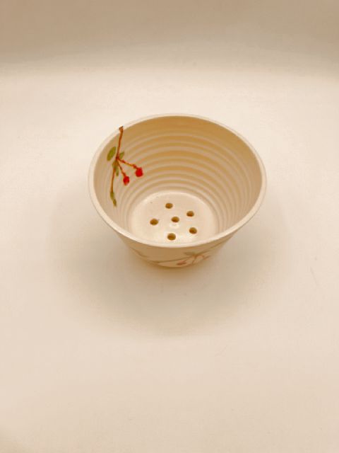 Porcelain Berry Bowl