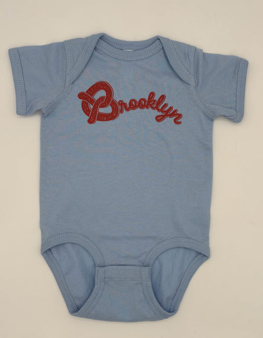 Brooklyn Pretzel Onesie 12M light blue