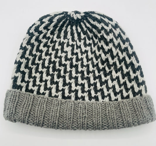 L/XL Gray Cashmere, Alpaca, and Wool Houndstooth Knit Hat