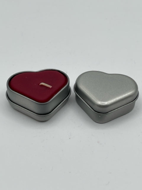 Red Heartshaped 100% Beeswax Aromatherpy Candle In A Heart-Shaped Tin