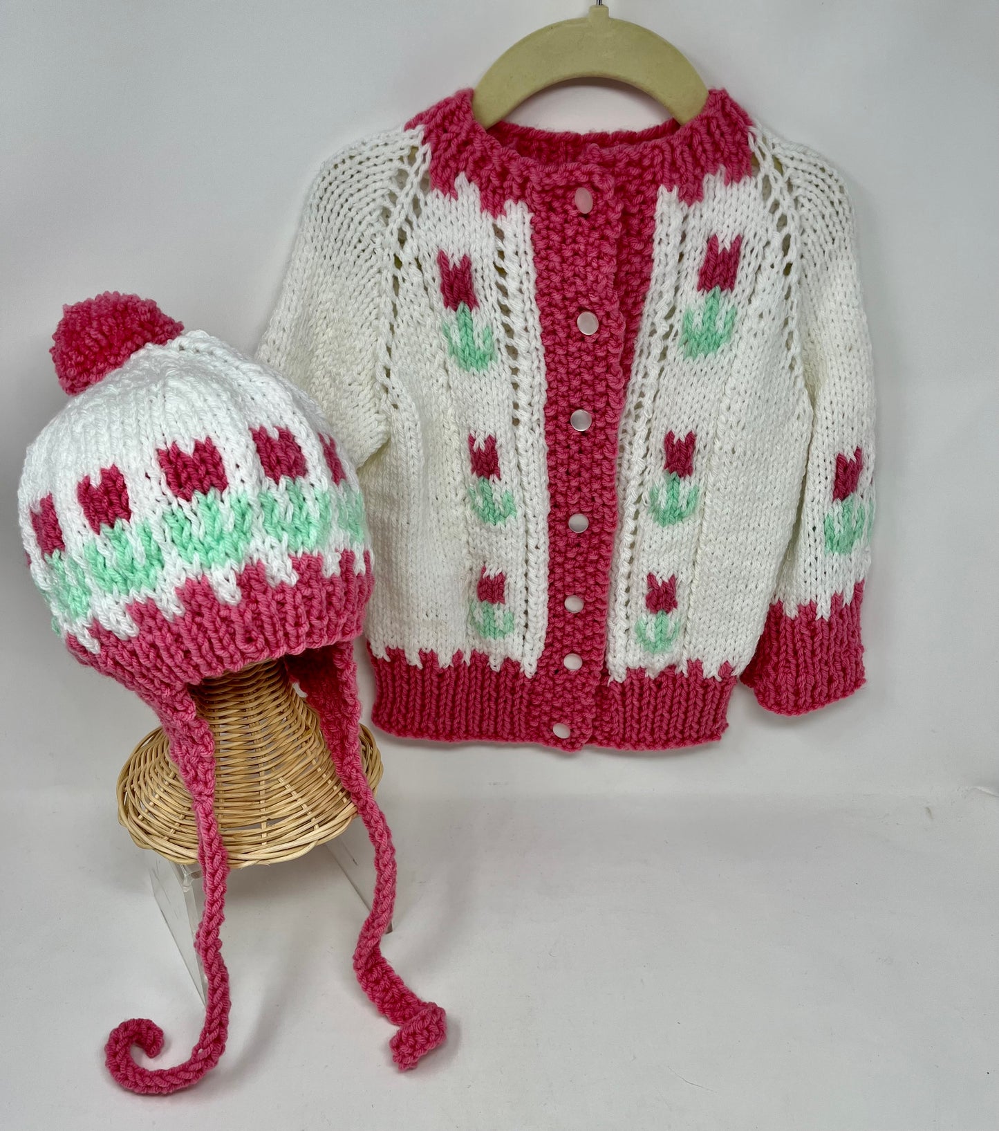 3 Y Pink and Cream Acrylic Knit Tulip Cardigan & Hat