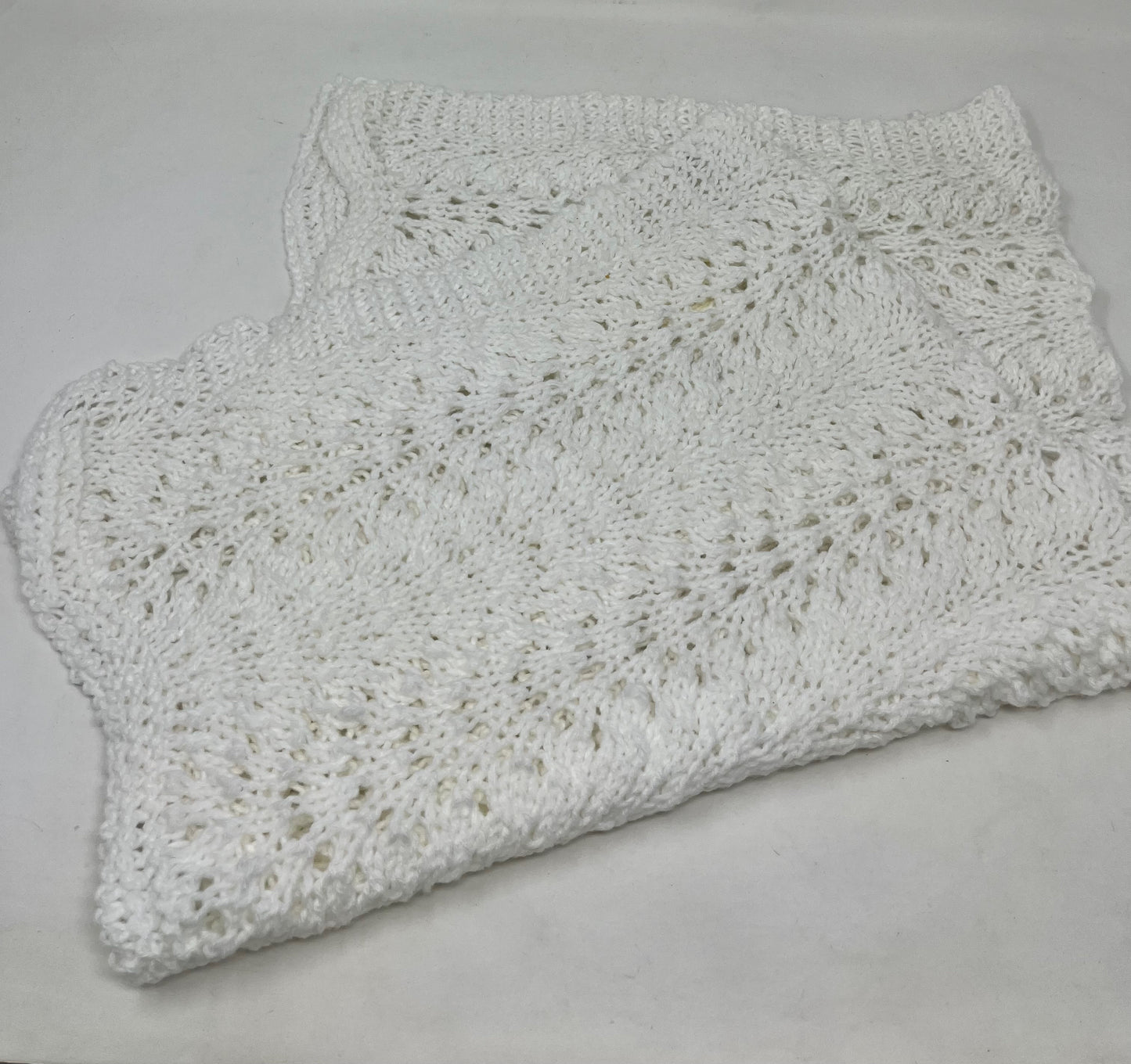 White Acrylic Knitted Blanket